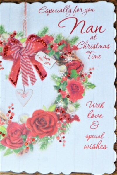 Nan Christmas Card - Wreath or Flowers   Y0C2130